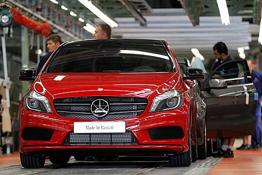 Mercedes решил не отказываться от бензиновых машин