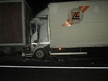 Водитель грузовика из Костромы погиб во время столкновения трех большегрузов