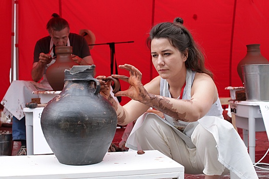 В Ярославле прошел фестиваль керамики "Живая глина"