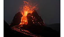 Исландский волейбол у вулкана запечатлели на видео