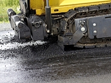 На дороге к Ханымею «американские горки» укатают в асфальтобетон