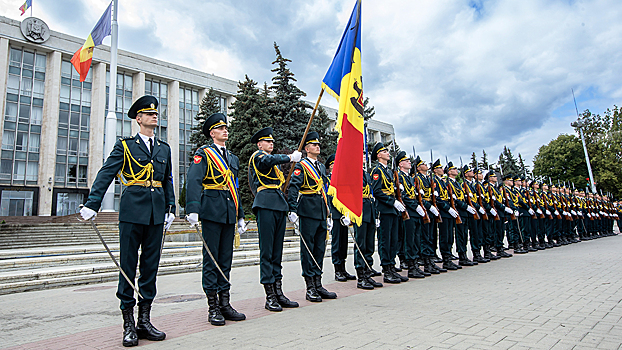 СВР: НАТО активно готовится задействовать Молдавию в конфликте с Россией