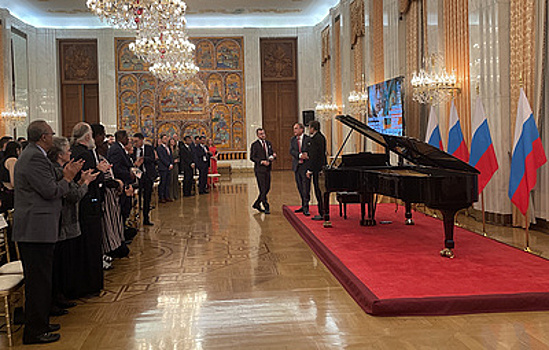 На концерте в посольстве России в США исполнили произведения Рахманинова