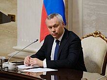 Новосибирскому губернатору доложили о поставках медикаментов в аптеки