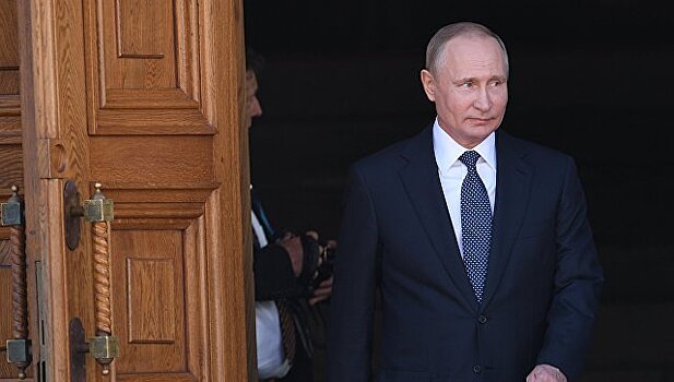 Курс на социальную успешность: эксперт рассказал об акцентах в речи Путина