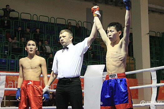 18 якутян стали чемпионами Дальнего Востока по кикбоксингу