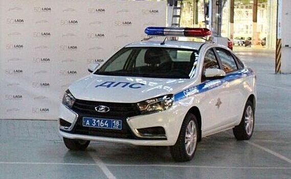 В России сертифицировали Lada Vesta и Lada Granta для полиции и Минобороны