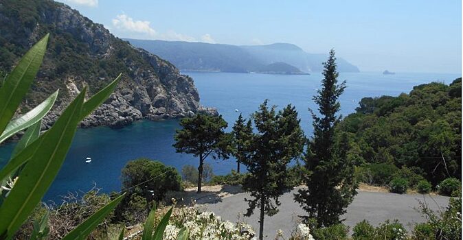 Отдых на острове Корфу: 7 поводов отказа от «все включено»