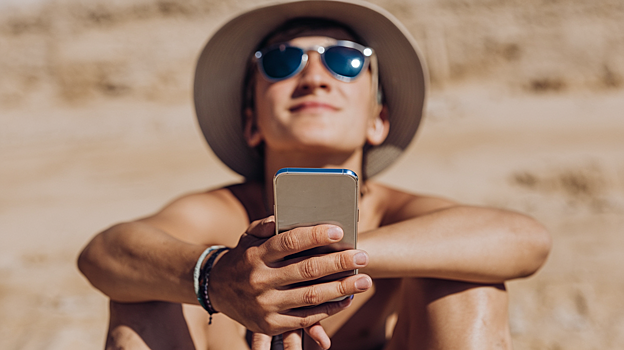 В МТС напомнили, как защитить смартфон от жары и перегрева