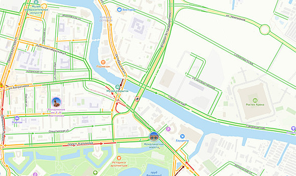 «Помяло спереди и сзади»: на подъезде ко Второму эстакадному мосту разбился седан (видео)