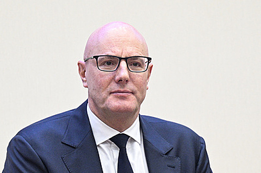 Чернышенко: учителя воспитывают настоящих патриотов России