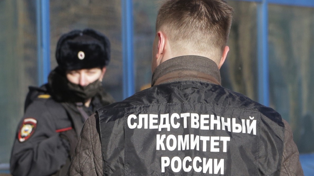 Следователи нашли автомобиль подозреваемых в расстреле полицейских в Карачаево-Черкесии