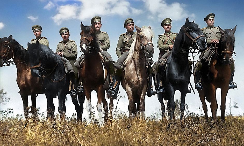 Группа разведчиков на лошадях 1914-1917 годы