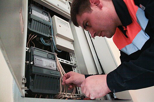 Минстрой предложил обязать жильцов впускать коммунальщиков для проверки счётчиков