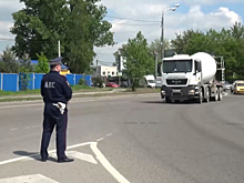 Сотрудники подмосковной Госавтоинспекции оказали помощь женщине, потерявшей сознание за рулем автомобиля