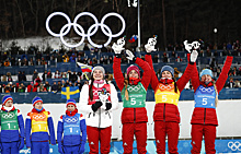 Российским лыжницам вручили бронзовые медали на ОИ