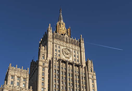 Почти 60% россиян – за более жесткую внешнюю политику