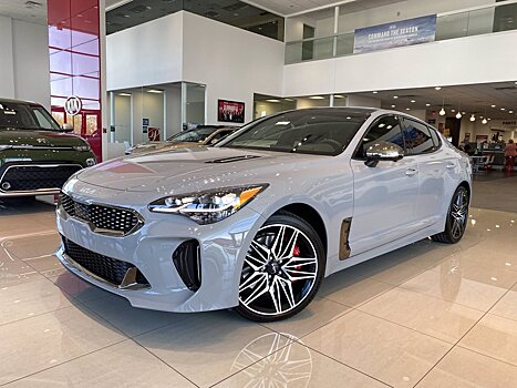 Дилеры начали продавать кросс Kia Stinger 2022 до официального показа