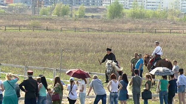 Всадники Пензы защищают честь города на соревнованиях по джигитовке