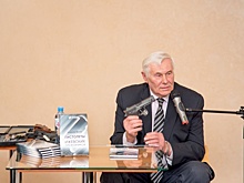 В Ижевске презентовали новое издание книги конструктора Владимира Ярыгина «Пистолеты ижевских оружейников»