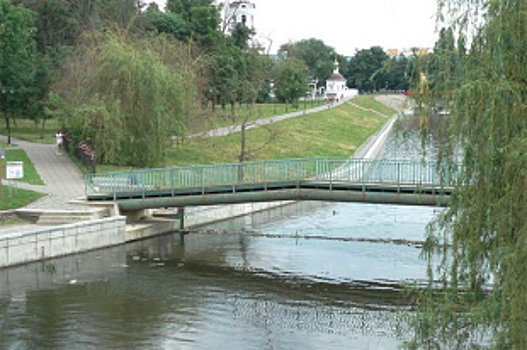 В Орле отремонтируют деревянный мост через реку Орлик