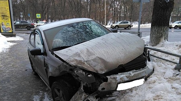 Два человека пострадали на дорогах Вологды в минувшие выходные