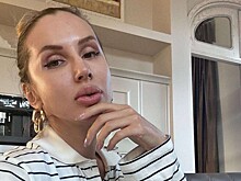 «Под палящим солнцем»: Светлана Лобода оголила грудь ради пикантных снимков