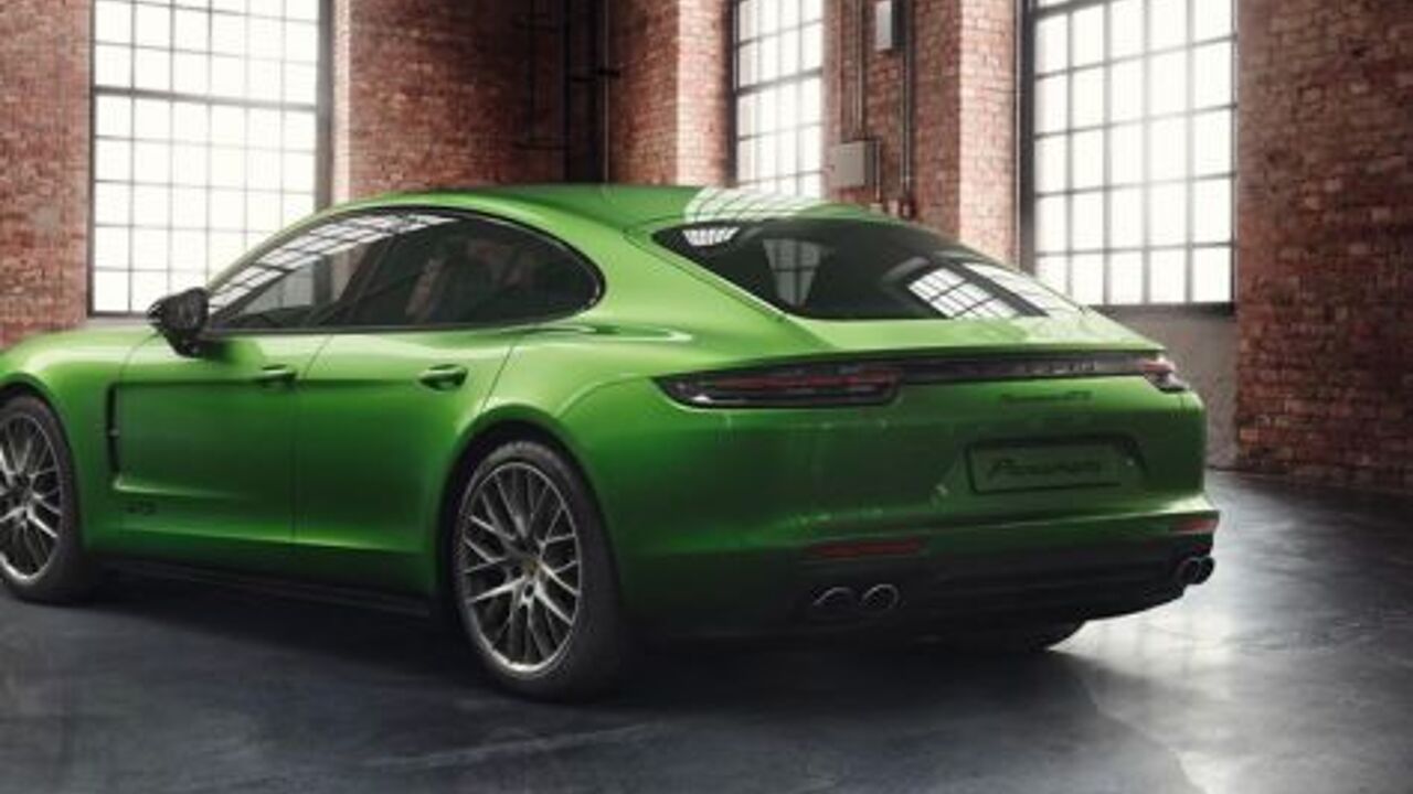 Porsche Exclusive Panamera выглядит нелепо в зелёном цвете - Рамблер/авто