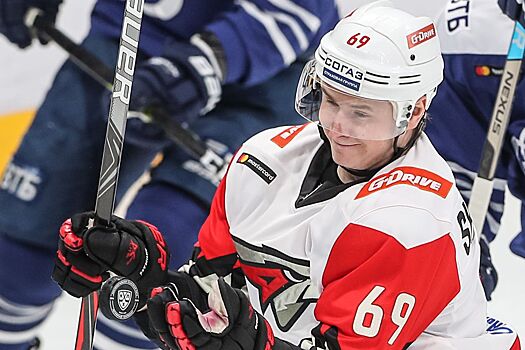 Сергей Шумаков подписал контракт с «Трактором» до конца сезона