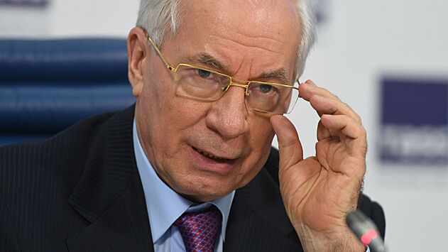 Экс-премьер Украины заявил, что Киев готовится ужесточить мобилизацию