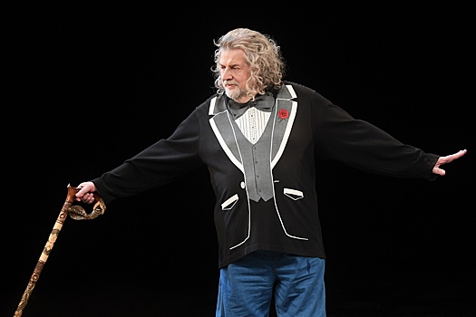 Видео: Сергей Безруков назвал Александра Ширвиндта своим крестным отцом