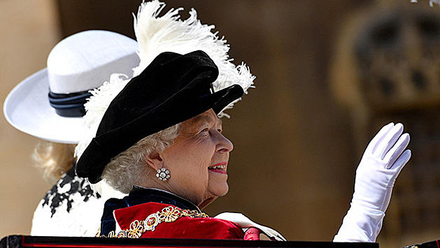 Королева Елизавета и герцог Эдинбургский не приедут на крестины принца Луи