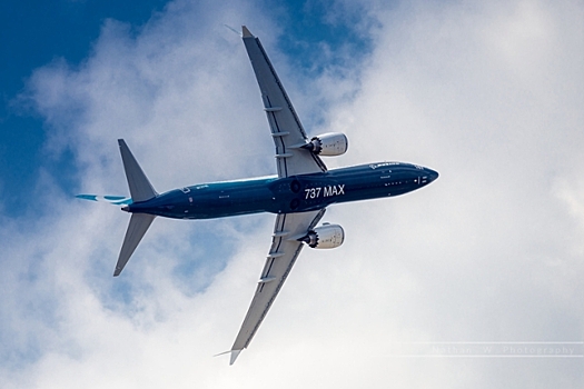 Тестовый полет Boeing 737 MAX завершился ЧС