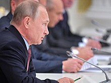 Путин призвал сохранить положительные тенденции в экономике