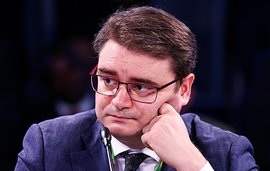 Первого замглавы Минпромторга Осьмакова освободили от должности