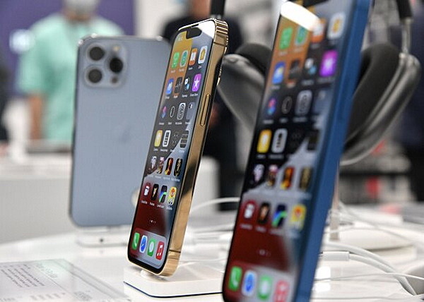 В России дефицит iPhone 13 достиг 80%