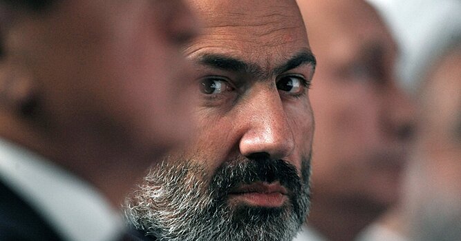 Андраник Теванян: «Если не сменить власть, Армении не избежать турецкого вторжения» (Zham, Армения):