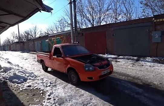 Автомастера использовали машину Lada Priora как эвакуатор