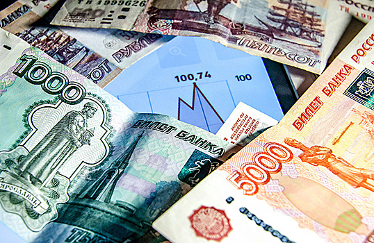 Долги российского бизнеса впервые превысили 100 трлн рублей