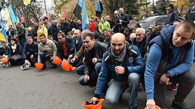 На Украине шахтерам начали выплату долгов по зарплате