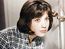 Актриса Наталья Варлей призналась, что ревновала к ремейку "Кавказской пленницы"