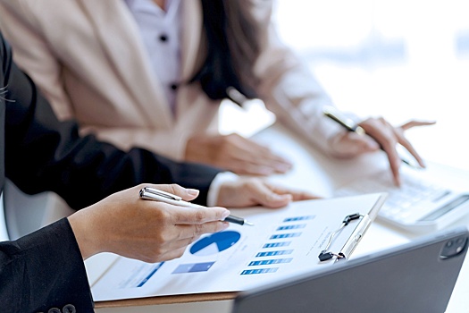 Кабмин в июне выделит на поддержку бизнеса Новороссии 3,75 млрд рублей