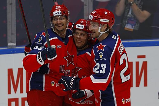 Хоккеисты ЦСКА сделали совместное фото с Кубком мэра Москвы