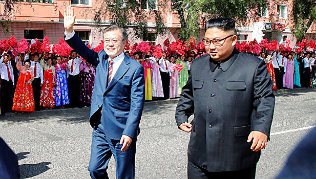 Ким Чен Ын угостил лидера Южной Кореи колокольчиками