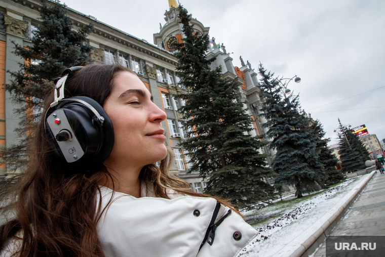 Треть екатеринбуржцев предпочитают слушать аудиокниги вместо музыки