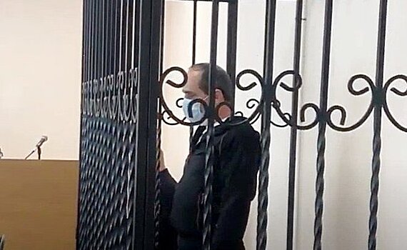 "Пистолет купил, патроны нашел": убийца бизнесмена Деданина каяться в суде не стал