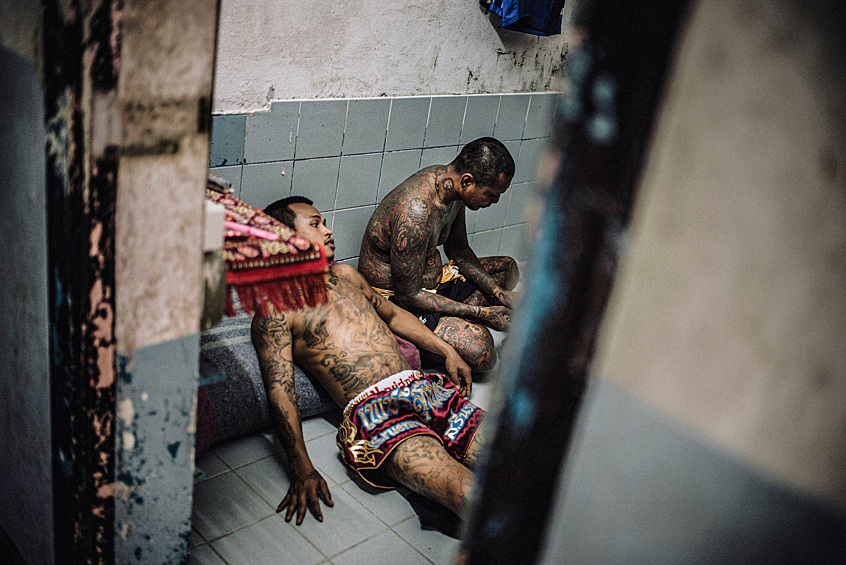 Заключенные в тюрьме строгого режима Клонг-прем