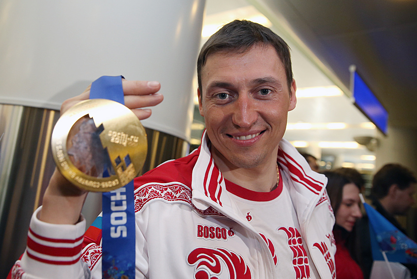 Золотой призер Олимпийских игр в лыжных гонках Александр Легков 