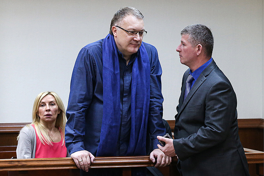 Певица Татьяна Овсиенко и член "тамбовской" ОПГ Александр Меркулов, приговоренный к 4 годам тюремного заключения по обвинению в пособничестве в организации покушения на убийство совладельца Петербургского нефтяного терминала (ПНТ) С.Васильева, 2016 год