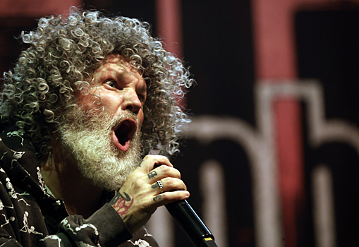 Концерт известной группы отменили в Эстонии из-за поддержки России